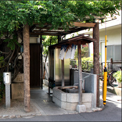 石切藤地蔵 大阪旅行・観光スポット